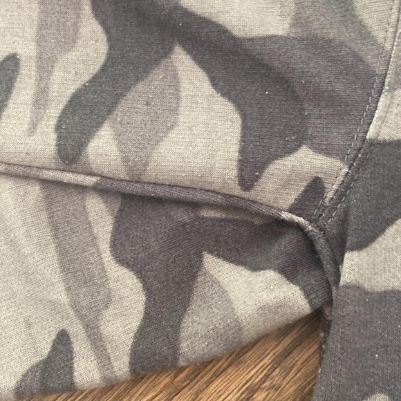 Splendid Crewneck Top & Joggers Set - Picture 5 of 7